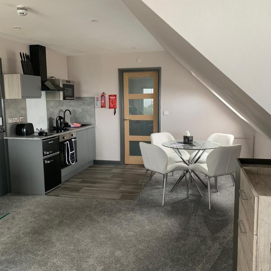 Sunset Studio Apartments أبيريرون المظهر الخارجي الصورة